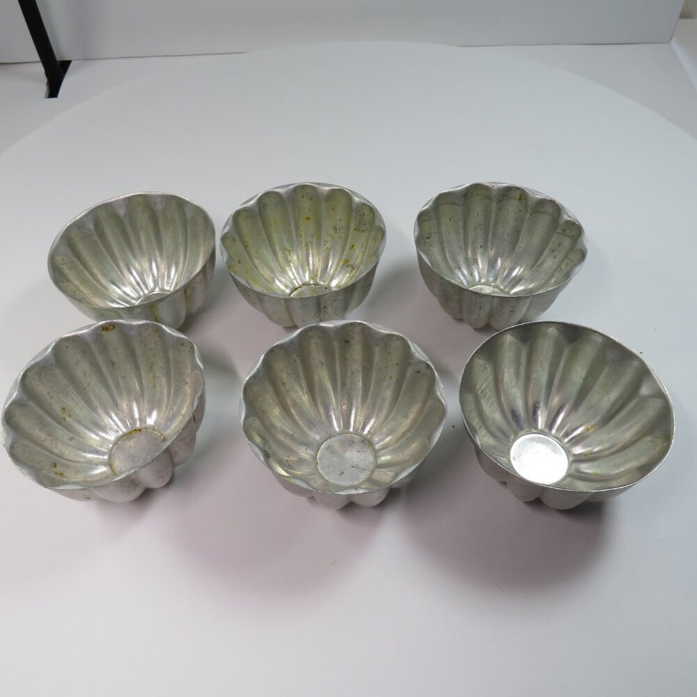 Set of 6 Vintage Aluminum Fluted Jello Molds Individual Scalloped Aspic Tins #2